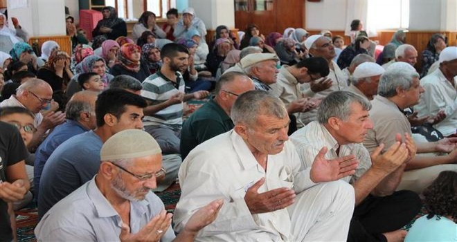 Osmaniye'den Hacı Adayları Dualarla Uğurladı