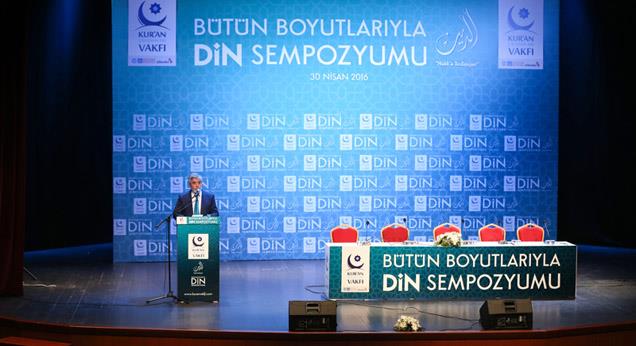 Diyanet İşleri Başkan Yardımcısı Yılmaz sempozyumda konuştu
