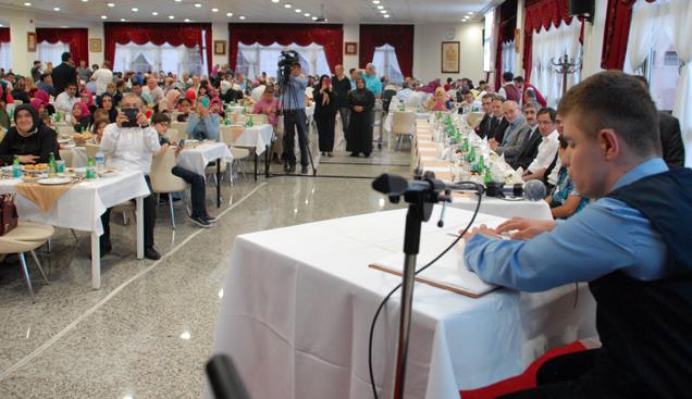 Engelli öğrenciler “Gönül Sofrası”nda buluştu