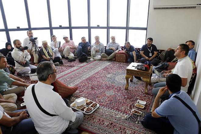 Hacı adayları huzura taşınıyor…