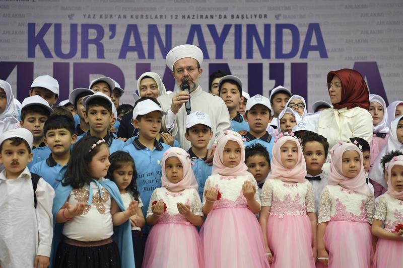 Mehmet Görmez Yaz Kur\'an Kursları Başlangıcı Etkinliğine Katıldı