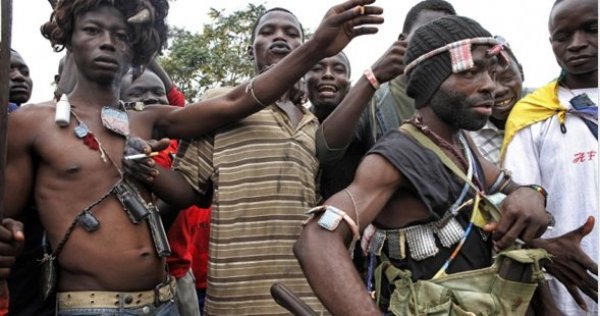 Orta Afrika'da Müslümanlar din değiştirmeye zorlanıyor